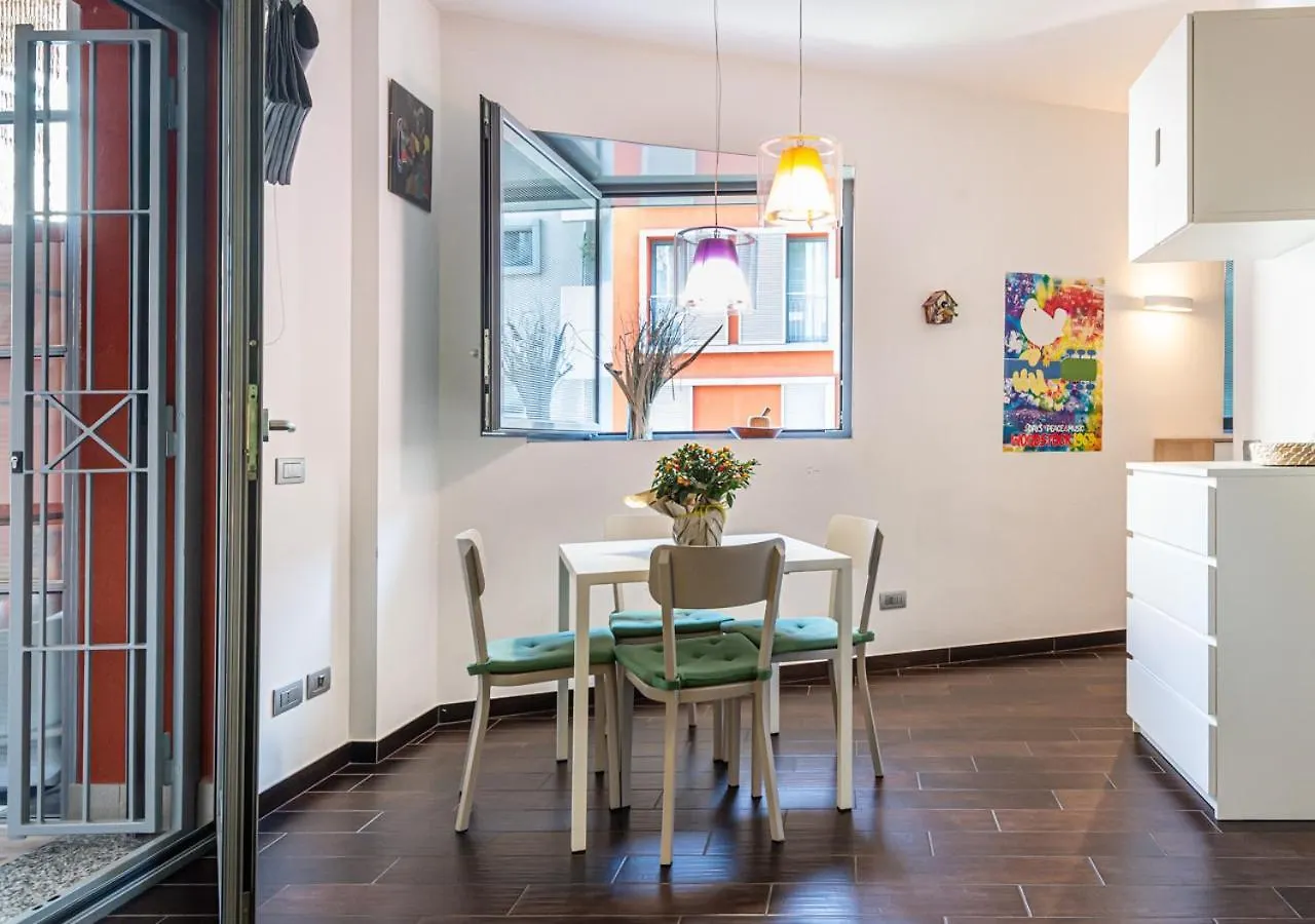 Casa Sofia With Terrace Διαμέρισμα Μιλάνο 0*,
